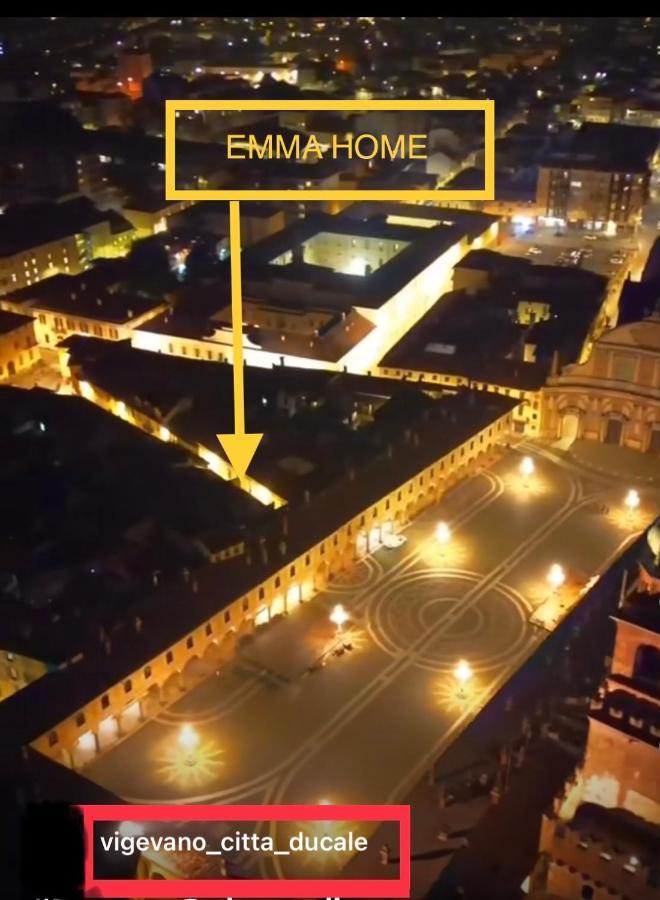 Emma Home Adiacente Alla Piazza Ducale Vigevano Exterior foto